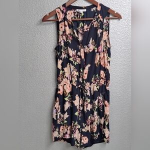 DR2 Sleeveless Floral Romper    Size S